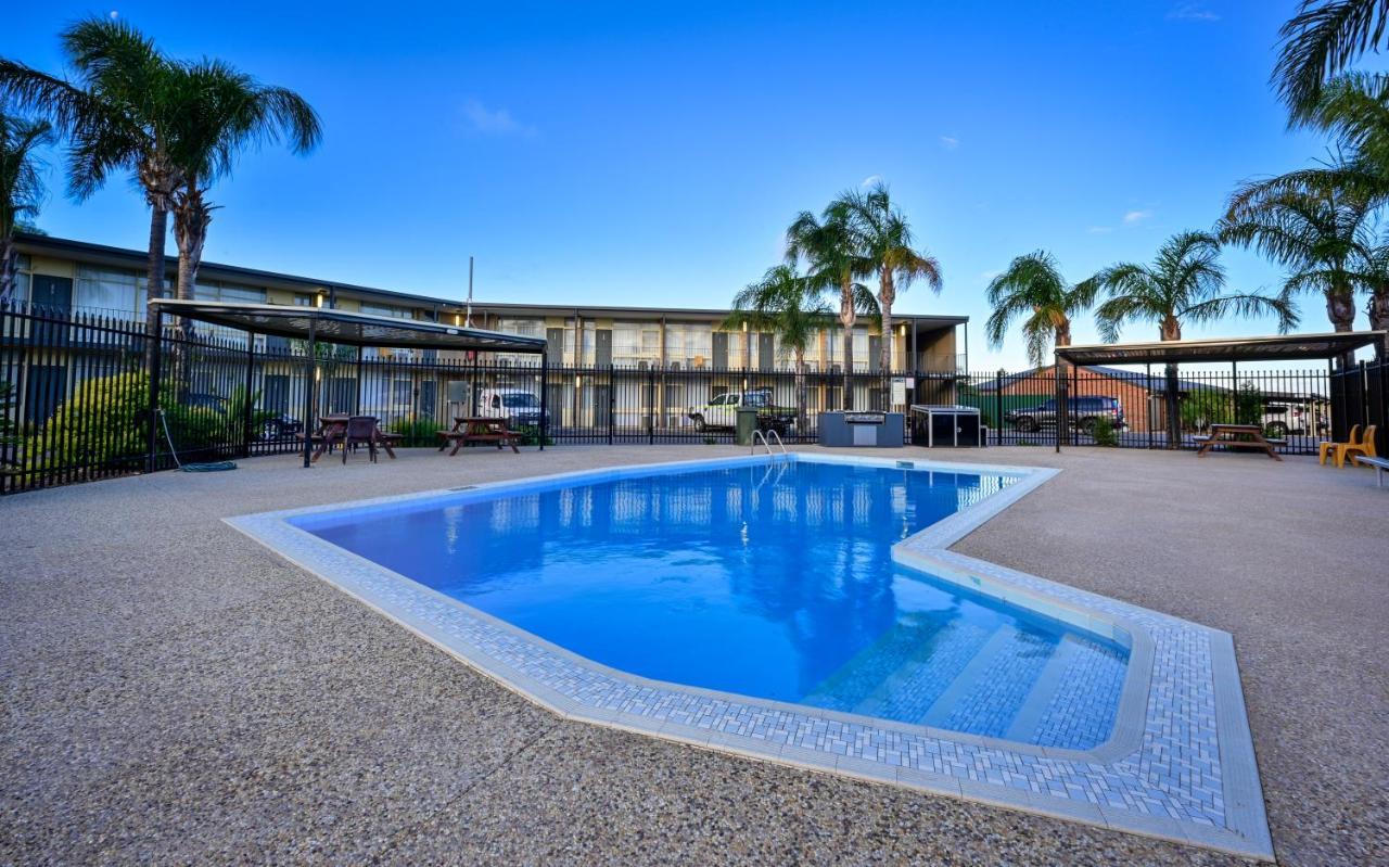 Westland Hotel Motel Whyalla Dış mekan fotoğraf
