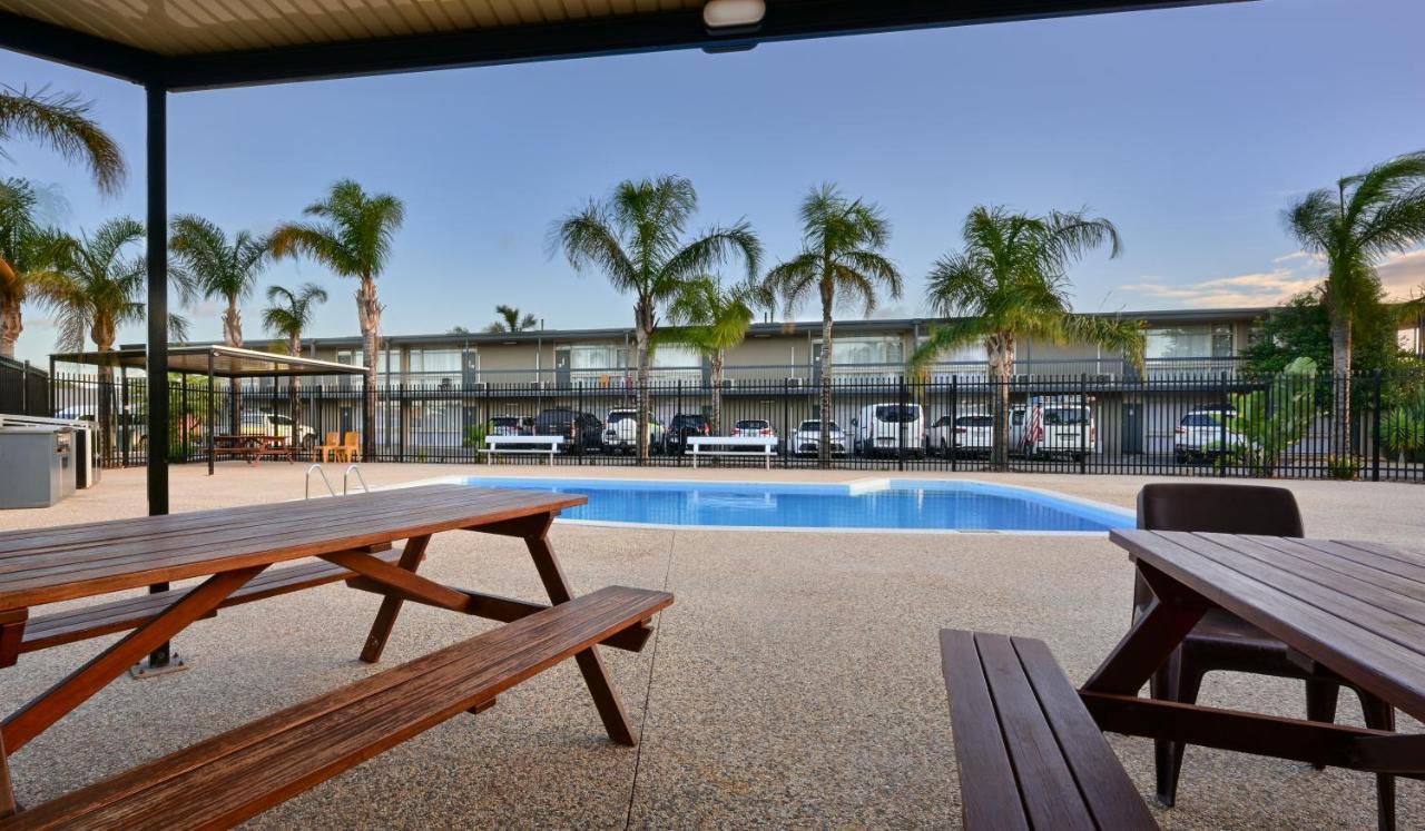 Westland Hotel Motel Whyalla Dış mekan fotoğraf