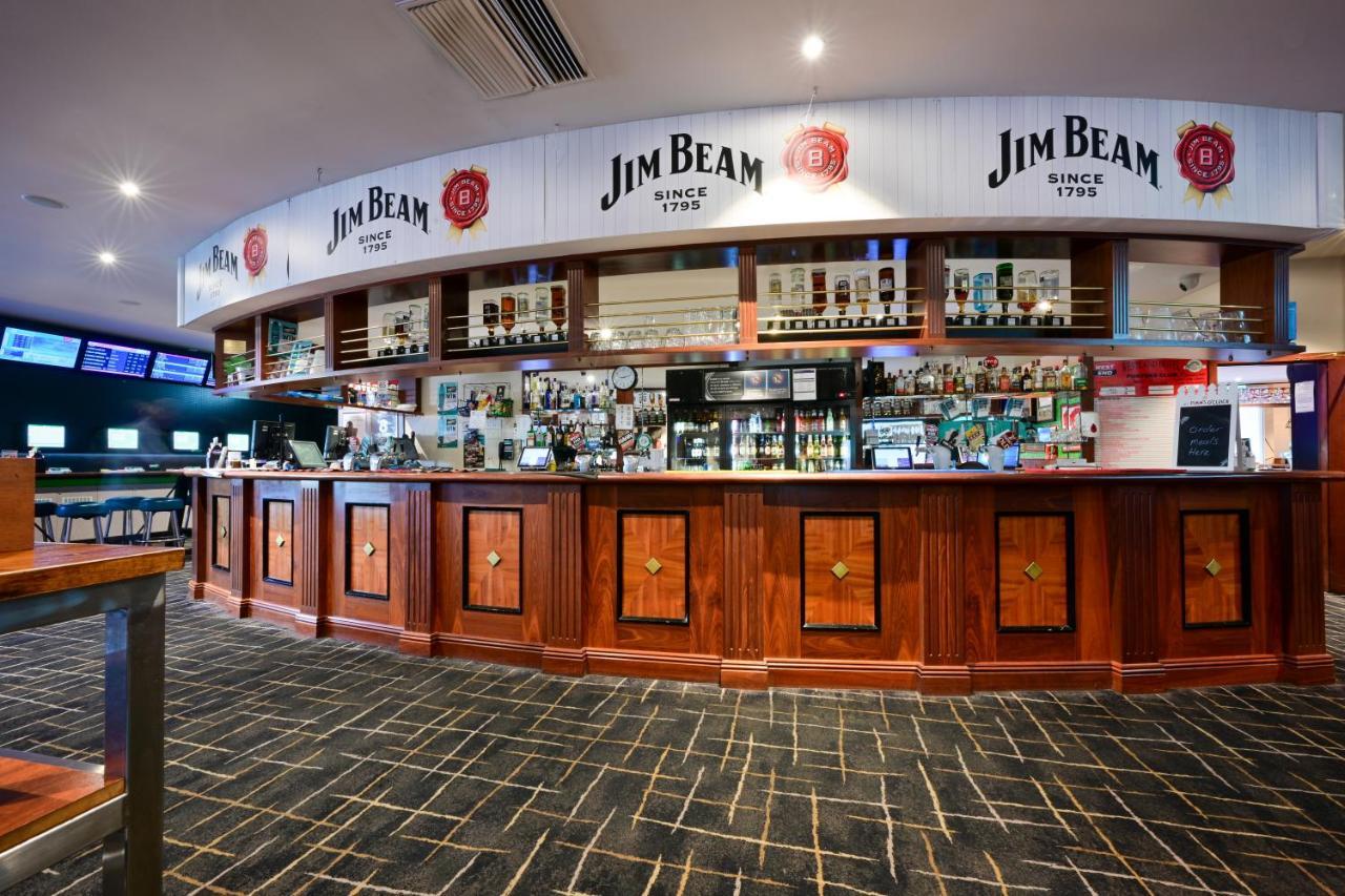 Westland Hotel Motel Whyalla Dış mekan fotoğraf