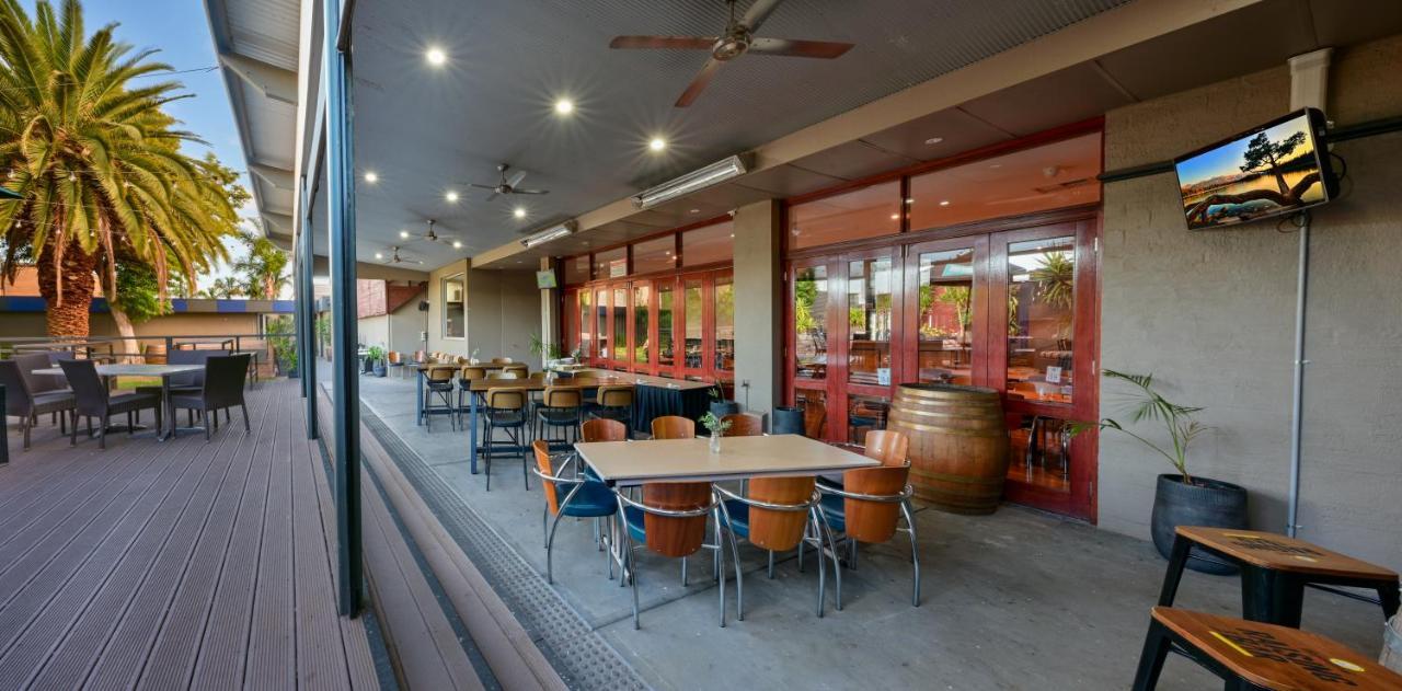 Westland Hotel Motel Whyalla Dış mekan fotoğraf